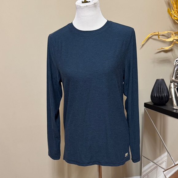 Vuori Men's Deep Blue Long Sleeve Tee Size S pre-owned. - Picture 4 of 10